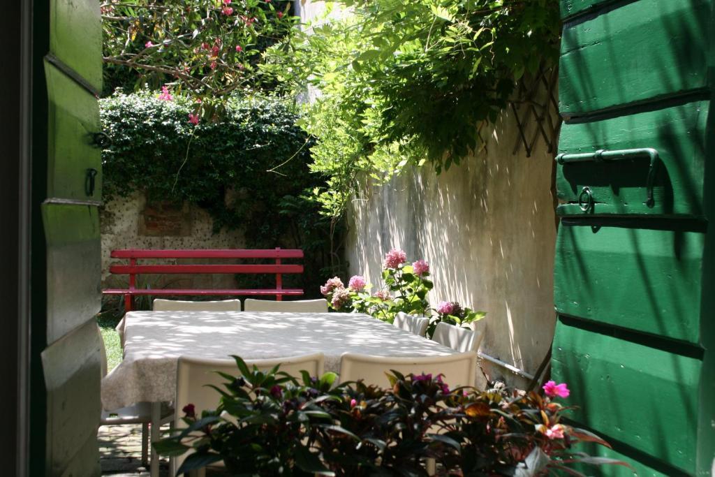 Double Room Garden View