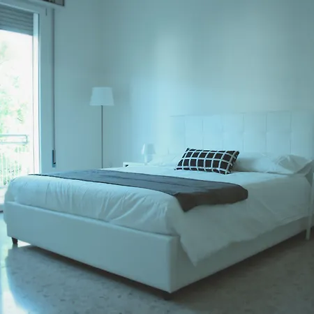 The Guesthouse Treviso-2